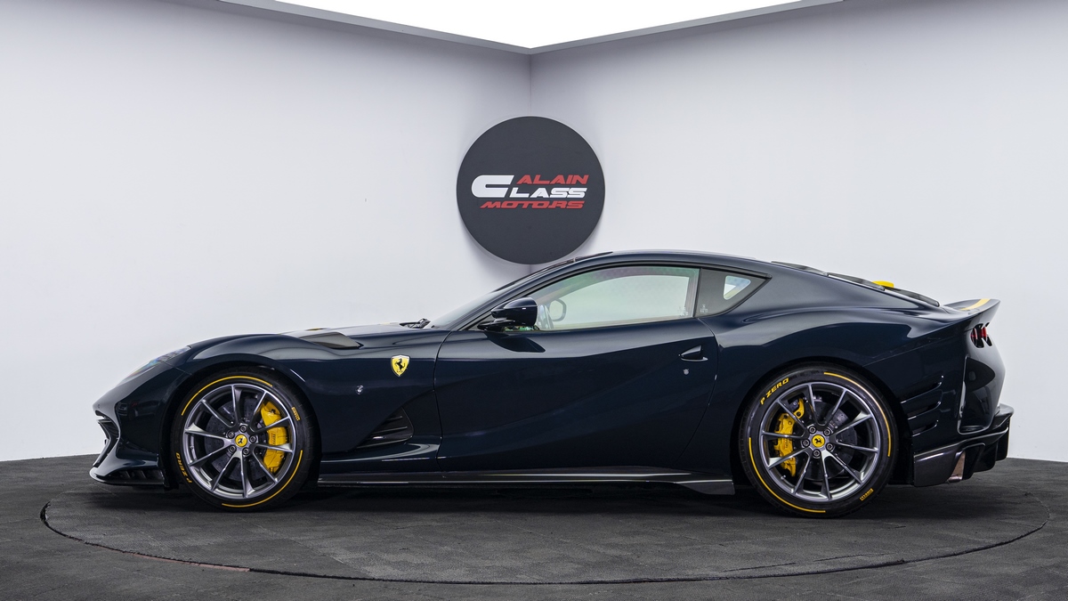 2022 Ferrari 812 Competizione, 14/18