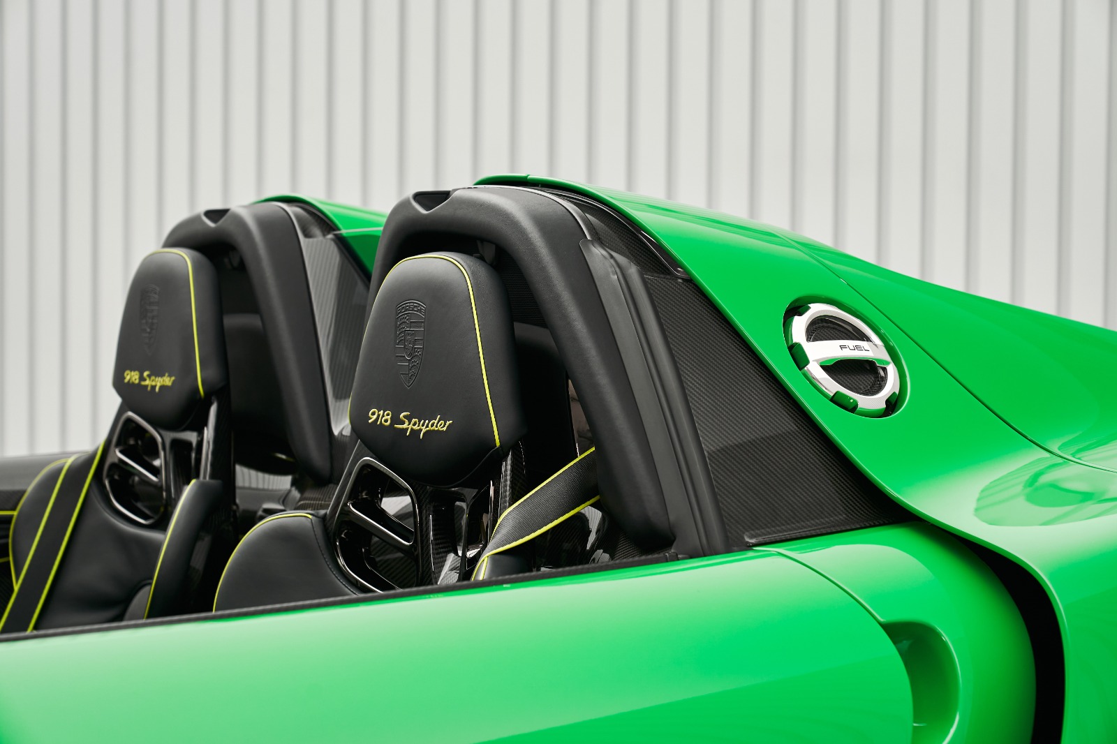 2015 Porsche 918 Spyder, 13/18