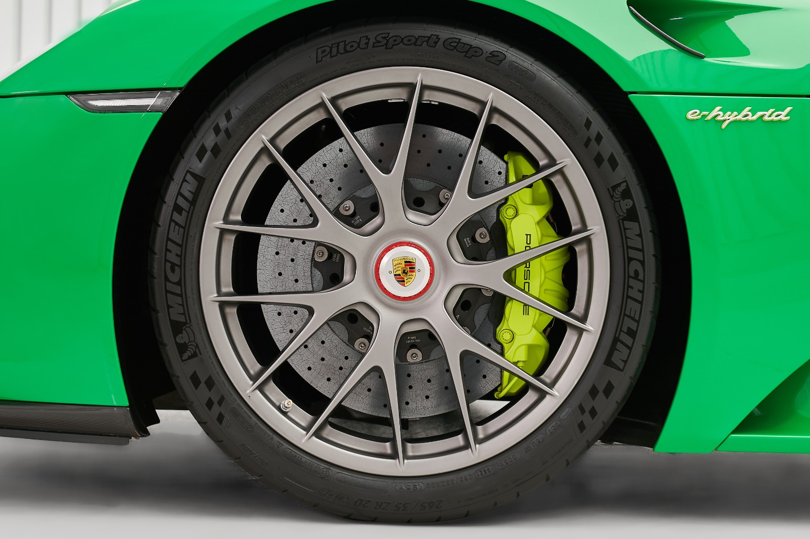 2015 Porsche 918 Spyder, 18/18