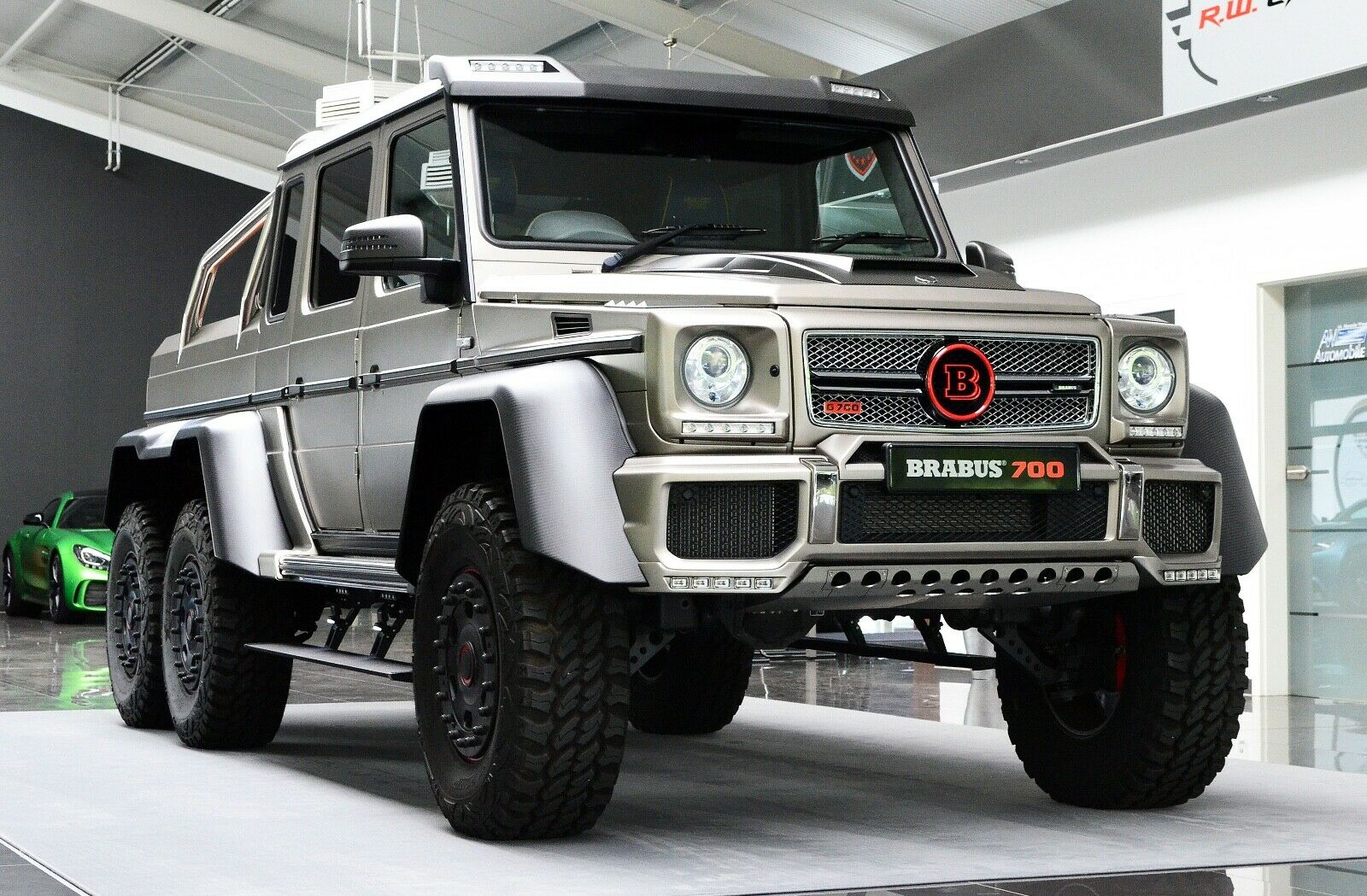 2015 BRABUS G 700 6x6