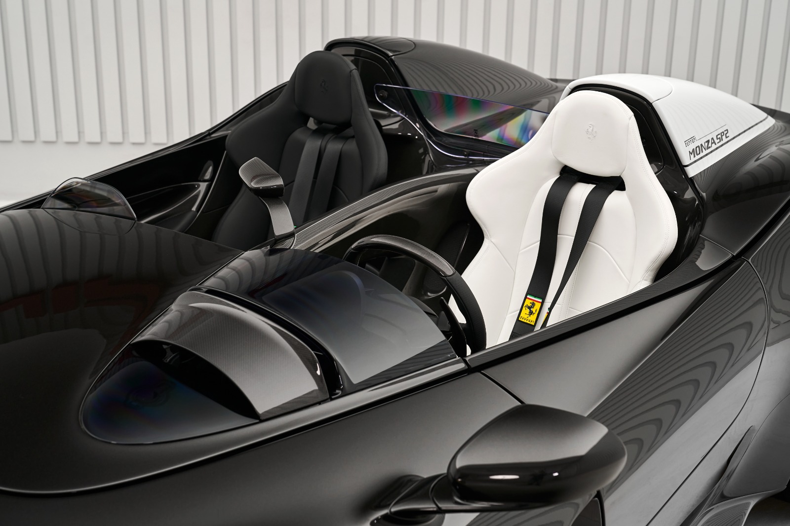 2021 Ferrari Monza SP2, 15/16