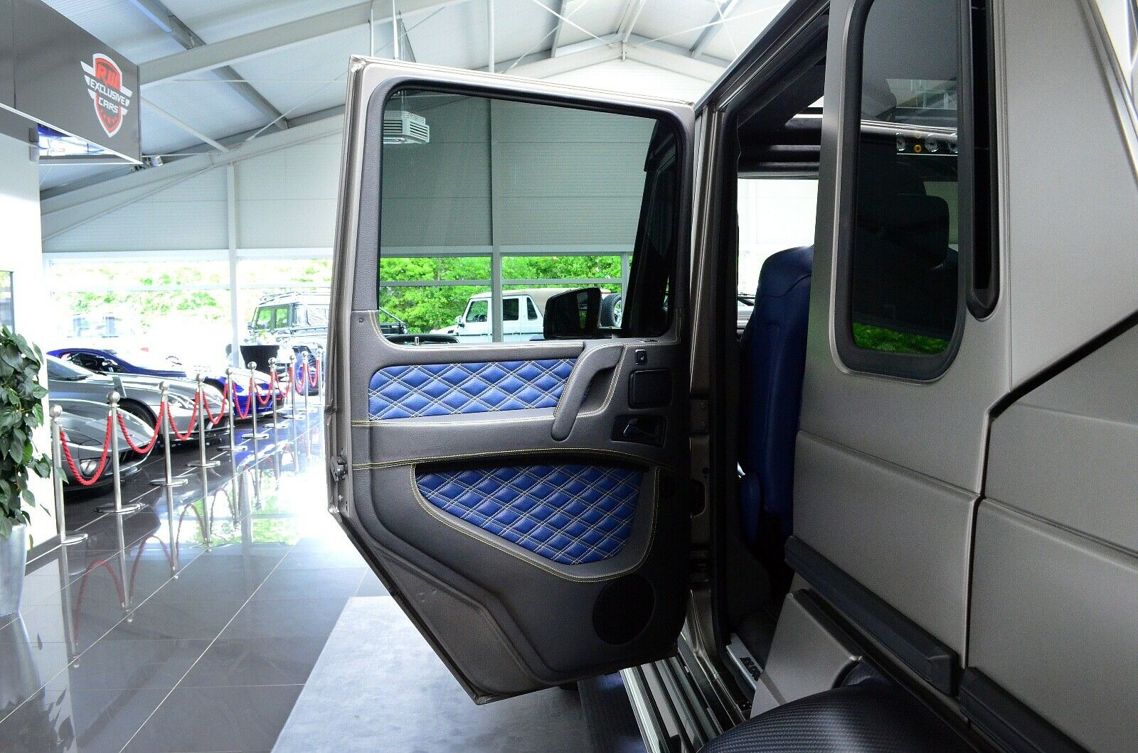 2015 BRABUS G 700 6x6, 2/20