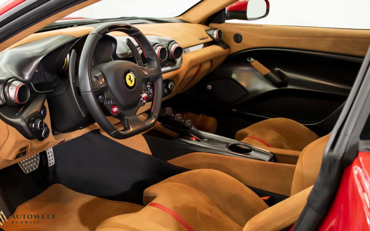 2016 Ferrari F12 TDF, 2/2