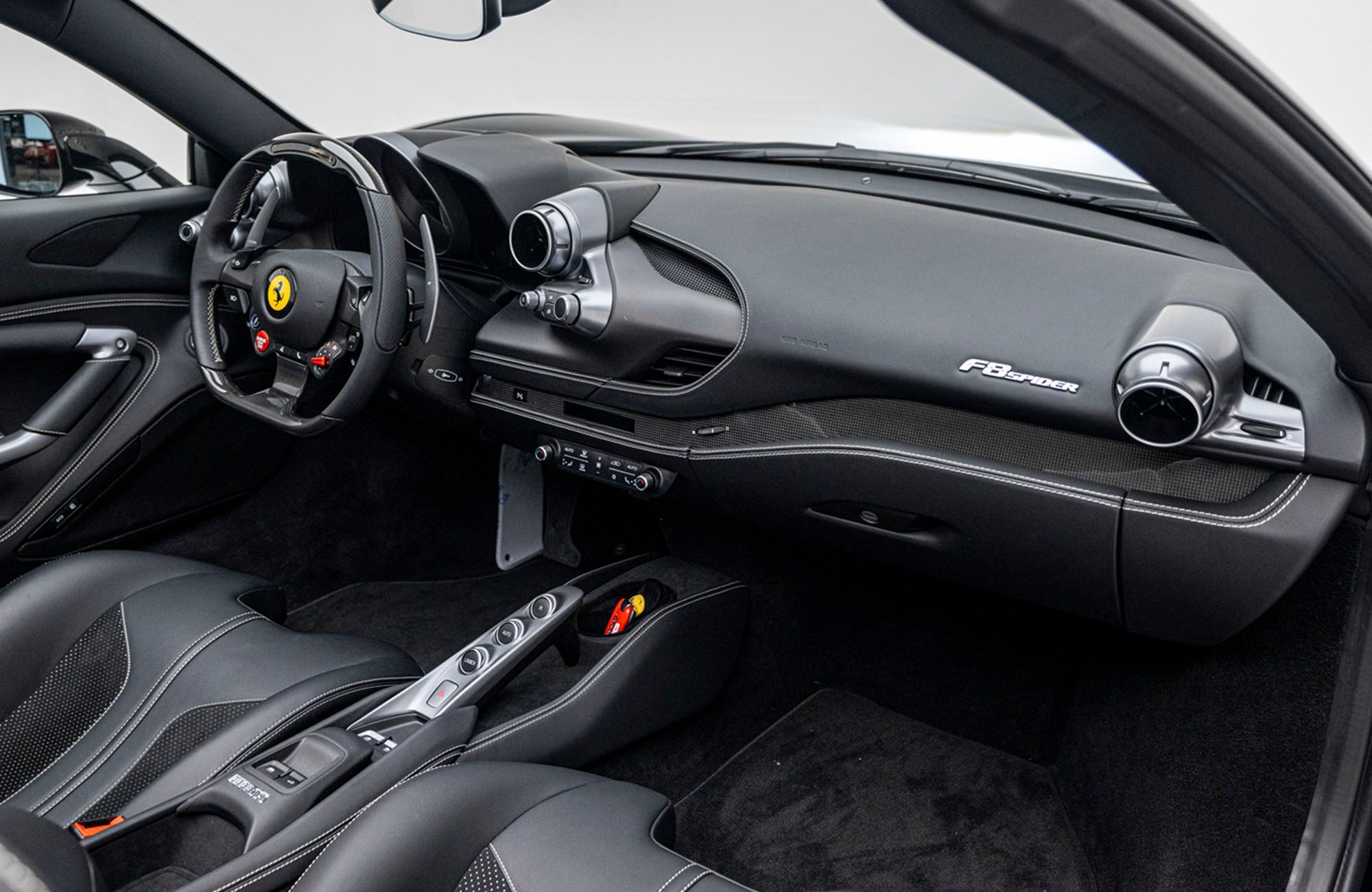2022 FERRARI F8 SPIDER, 6/16