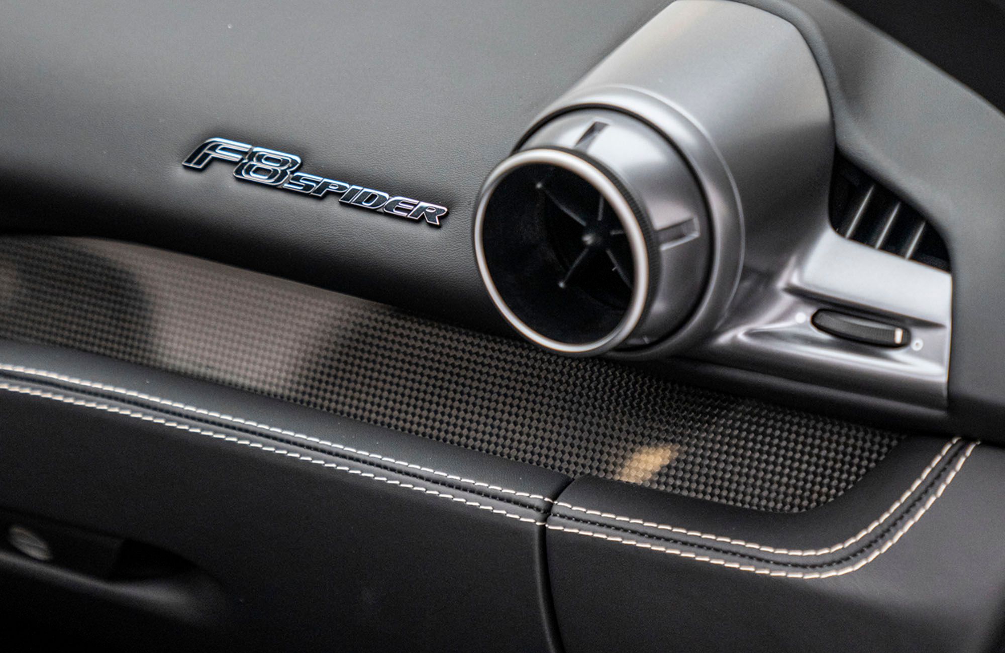 2022 FERRARI F8 SPIDER, 8/16