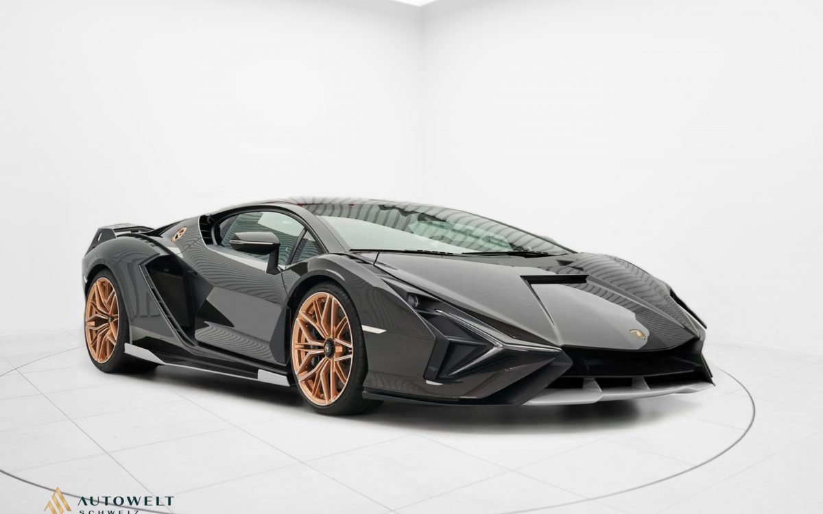 2021 Lamborghini Sián FKP 37