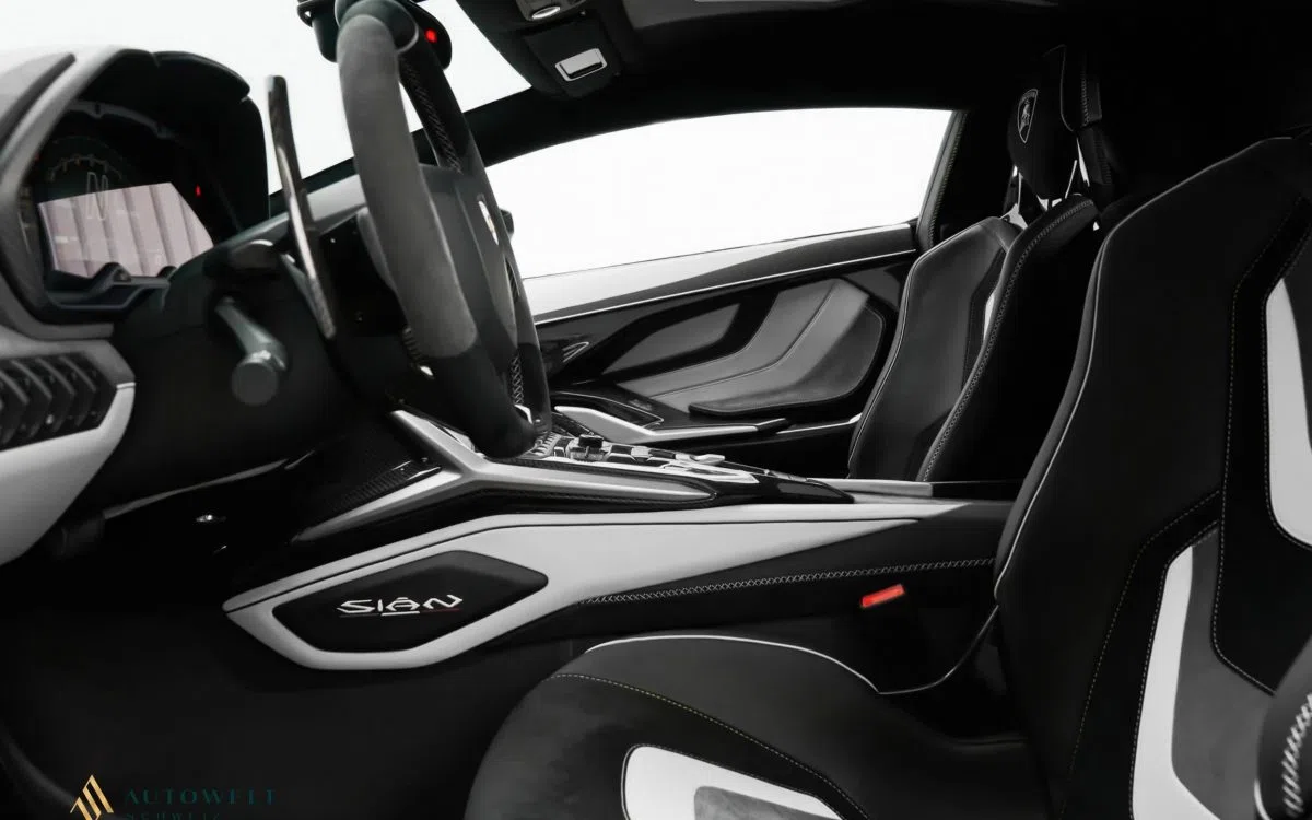 2021 Lamborghini Sián FKP 37 interior