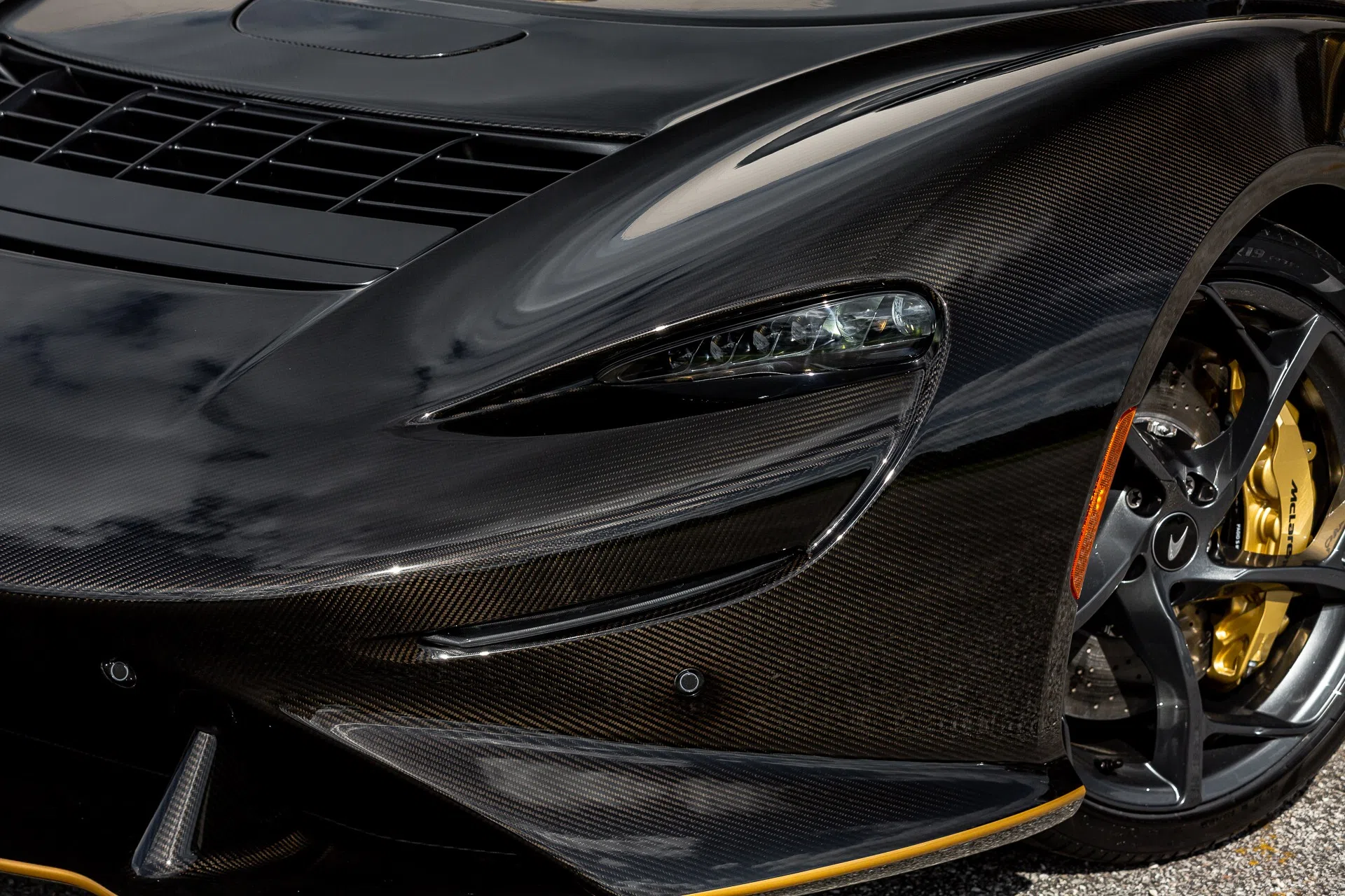 2021 McLaren Elva for sale, exterior, Black Ebony