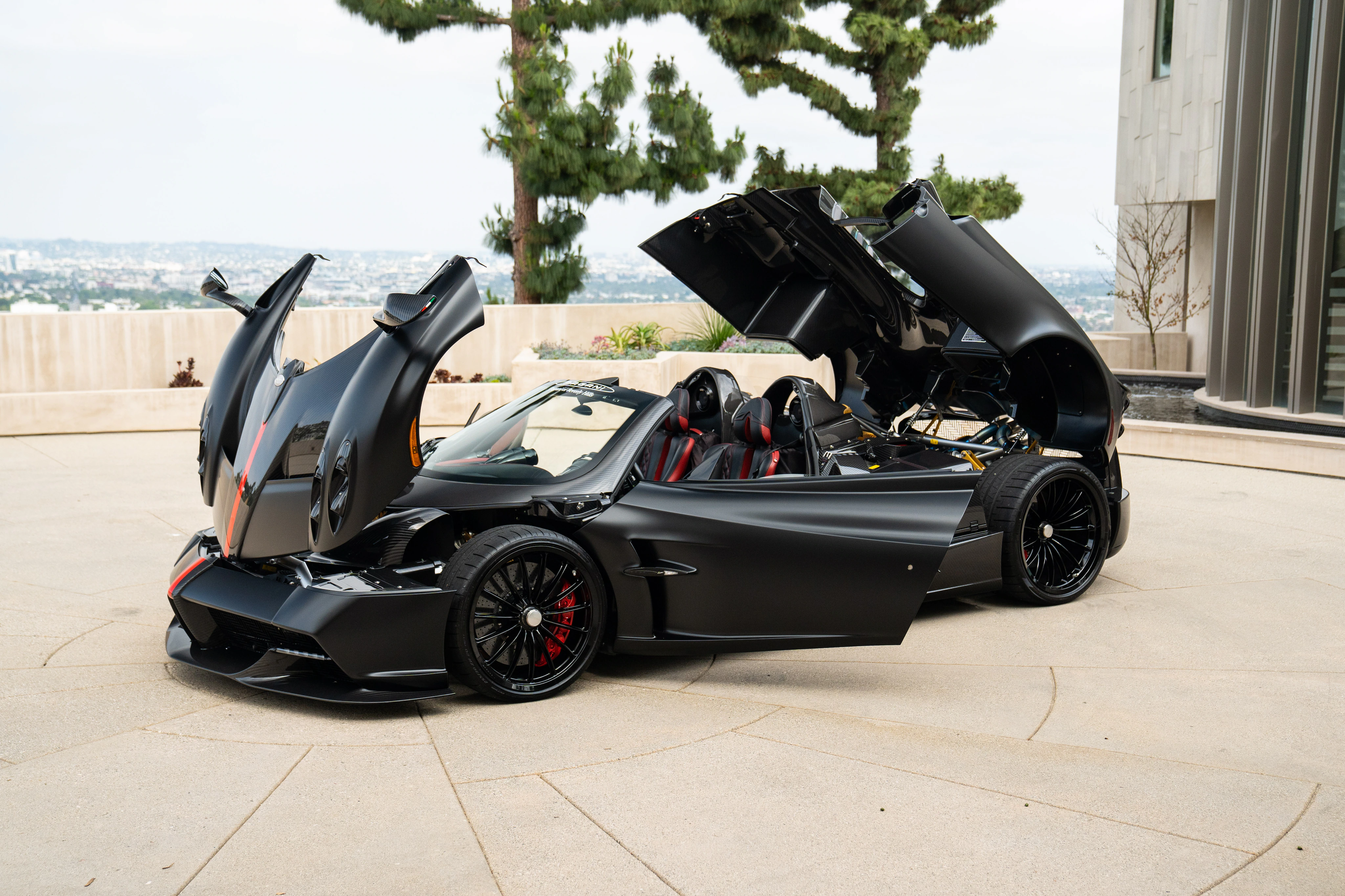 2017 Pagani Huayra Roadster, 7/37