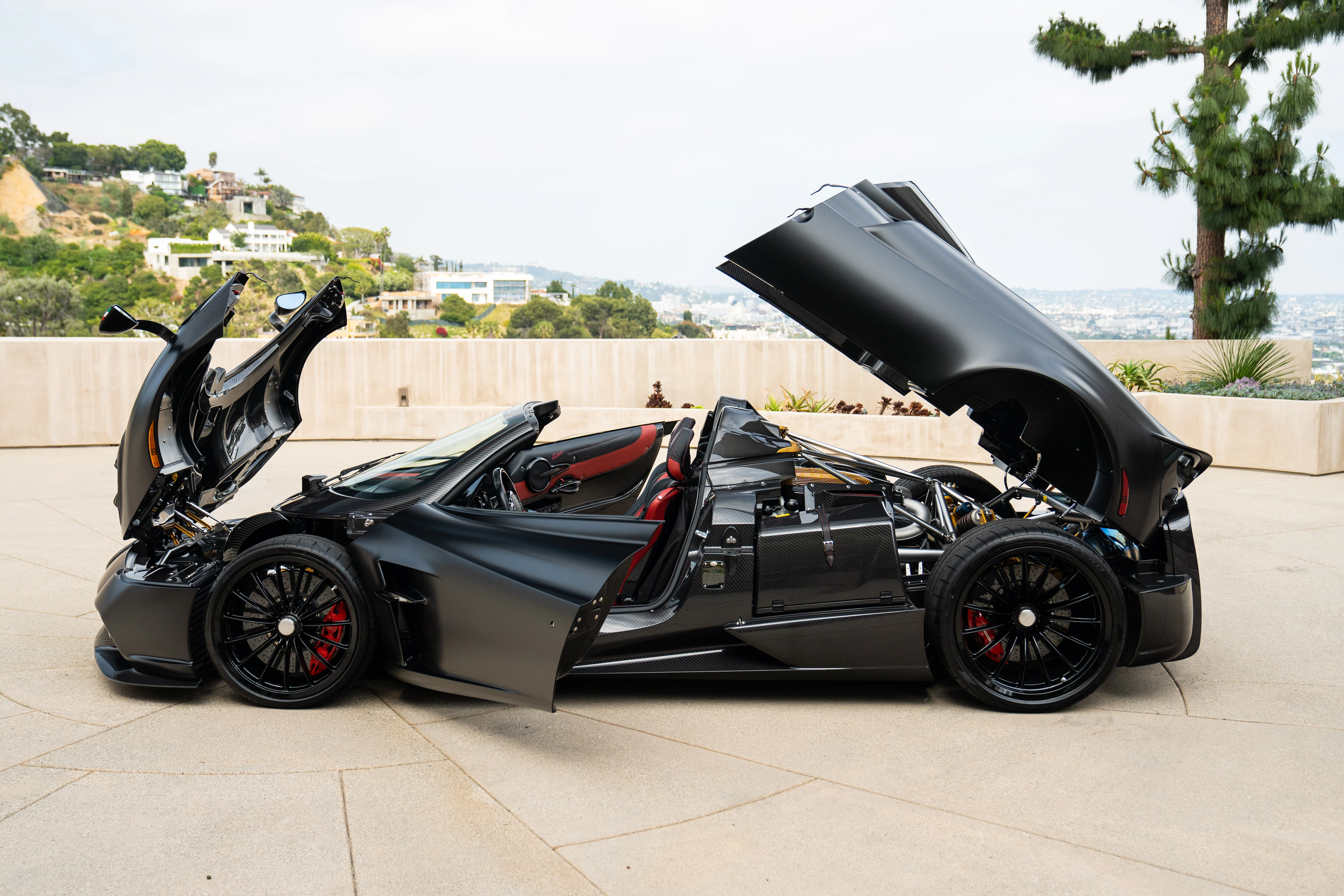 2017 Pagani Huayra Roadster, 8/37
