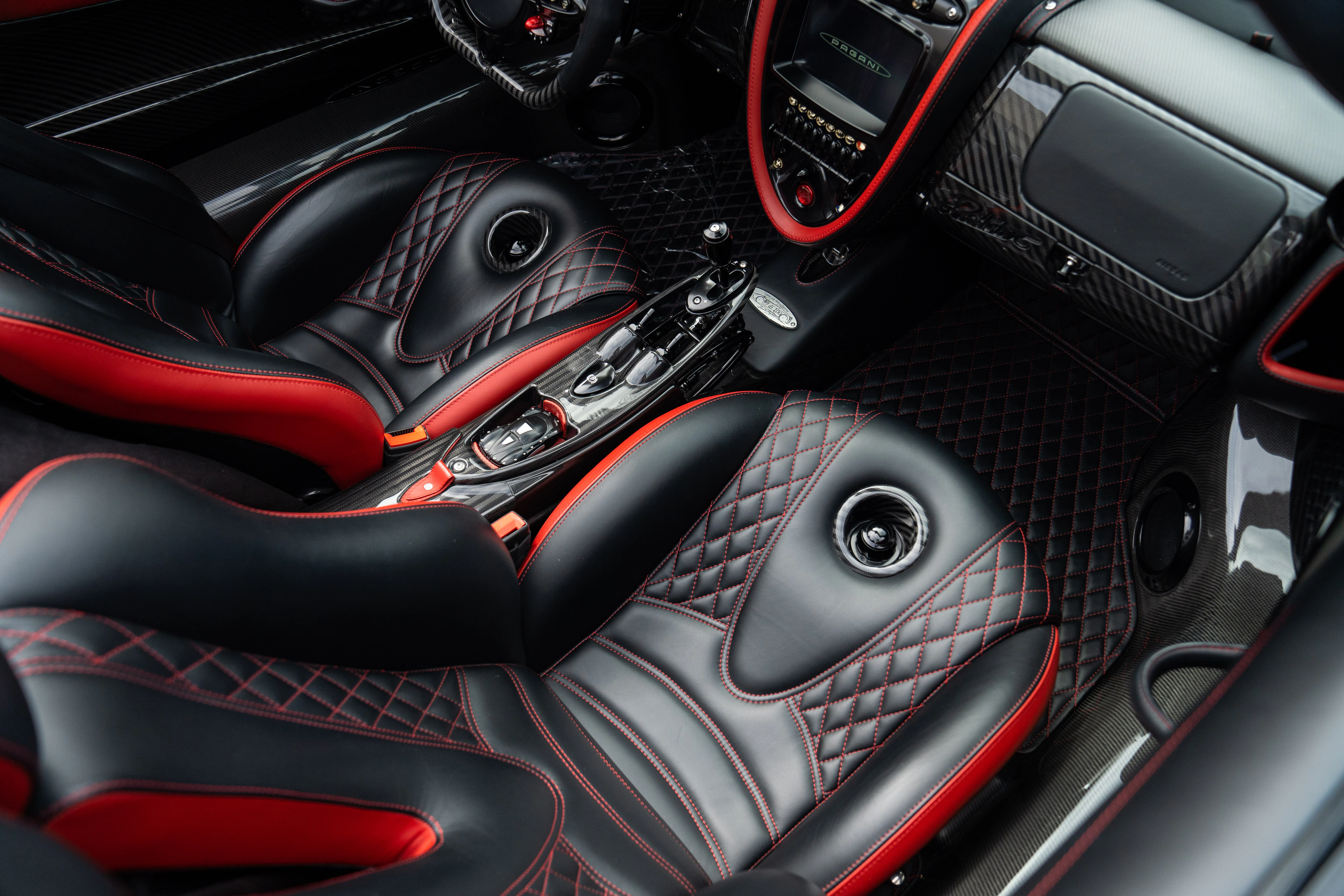 2017 Pagani Huayra Roadster, 17/37