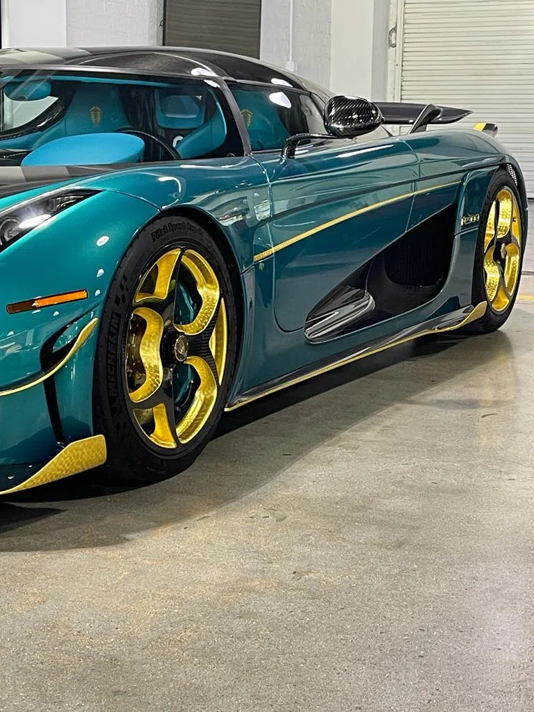 2021 Koenigsegg Regera Coupe for sale, exterior, Candy Liquid Blue