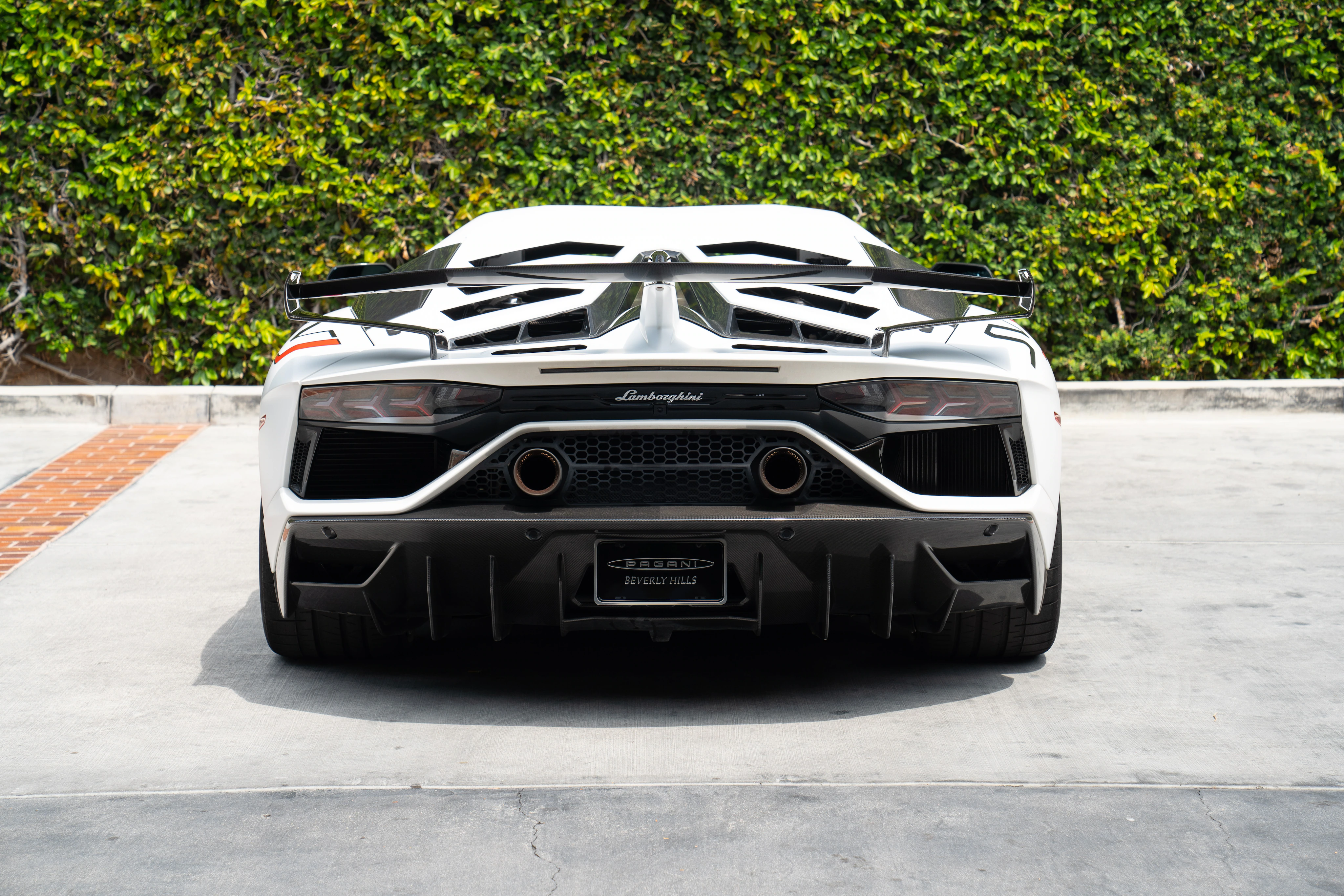 2019 Lamborghini Aventador SVJ Coupe, 9/13