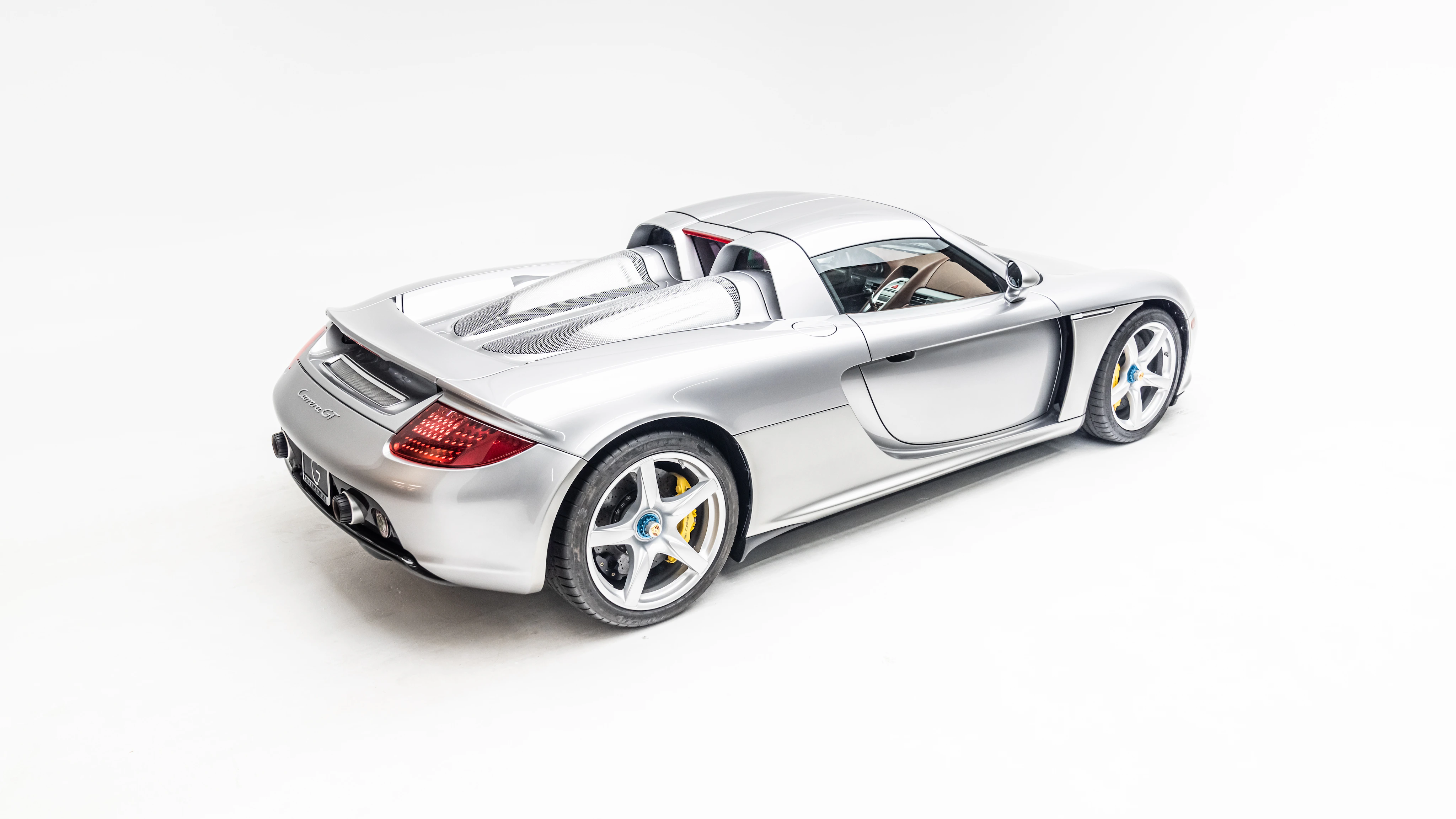 2005 Porsche Carrera GT, 7/16