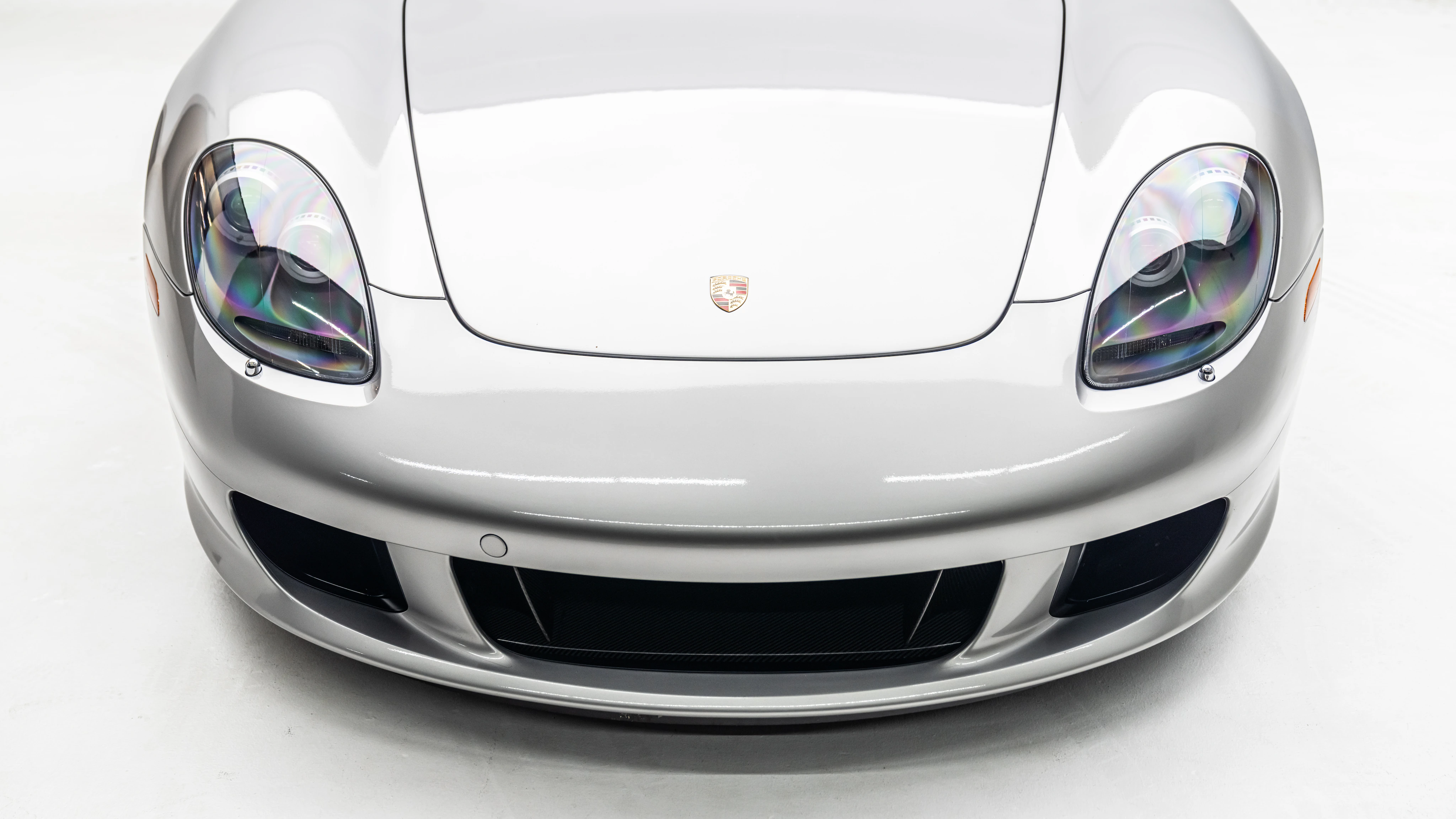 2005 Porsche Carrera GT, 11/16