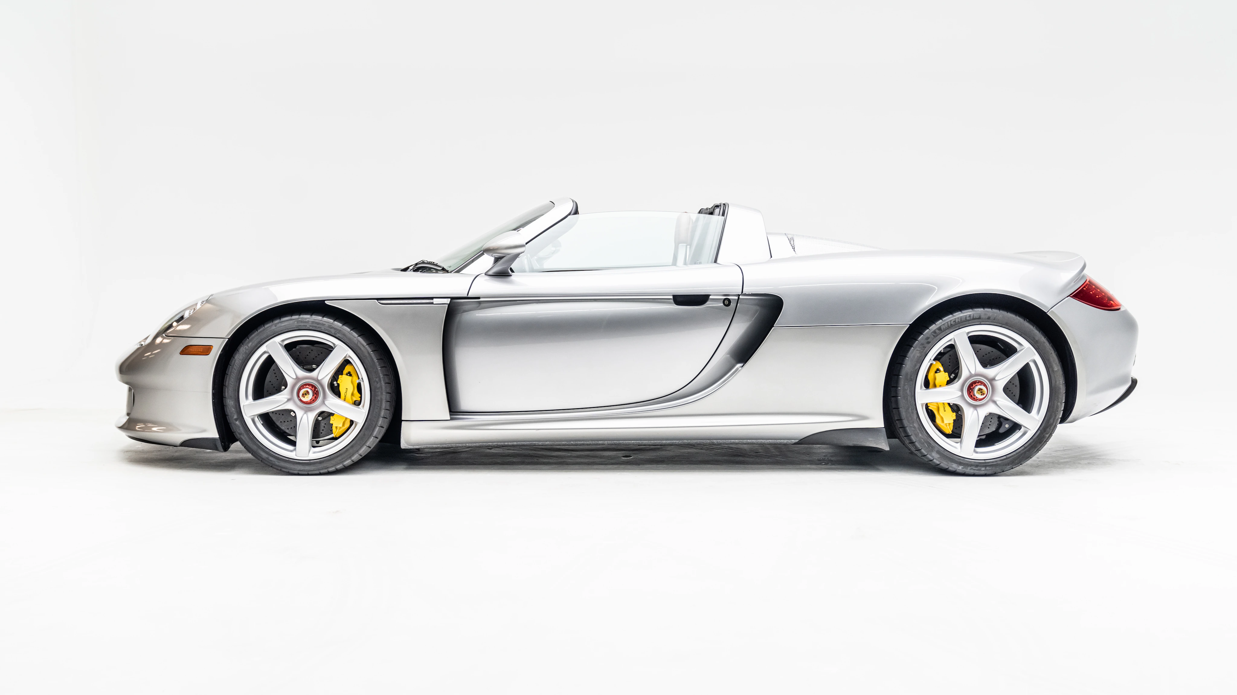 2005 Porsche Carrera GT, 14/16