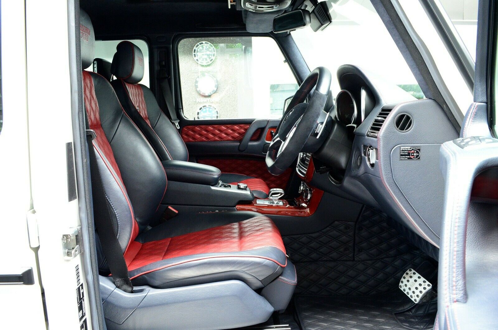 2015 BRABUS G 700 6x6, 2/20