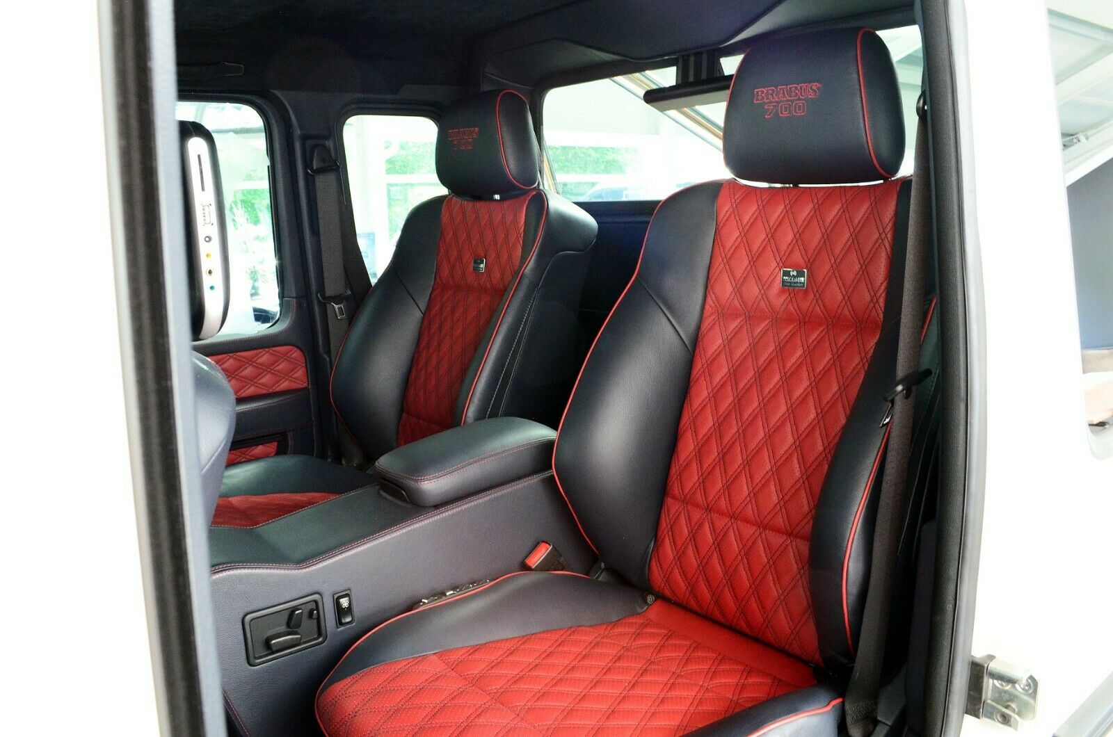 2015 BRABUS G 700 6x6, 4/20
