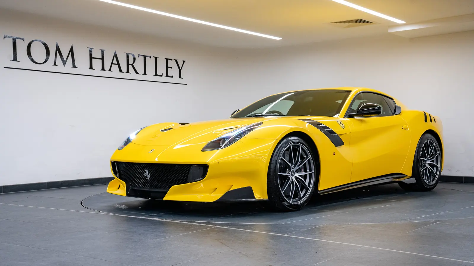 2016 Ferrari F12 tdf, 8/14