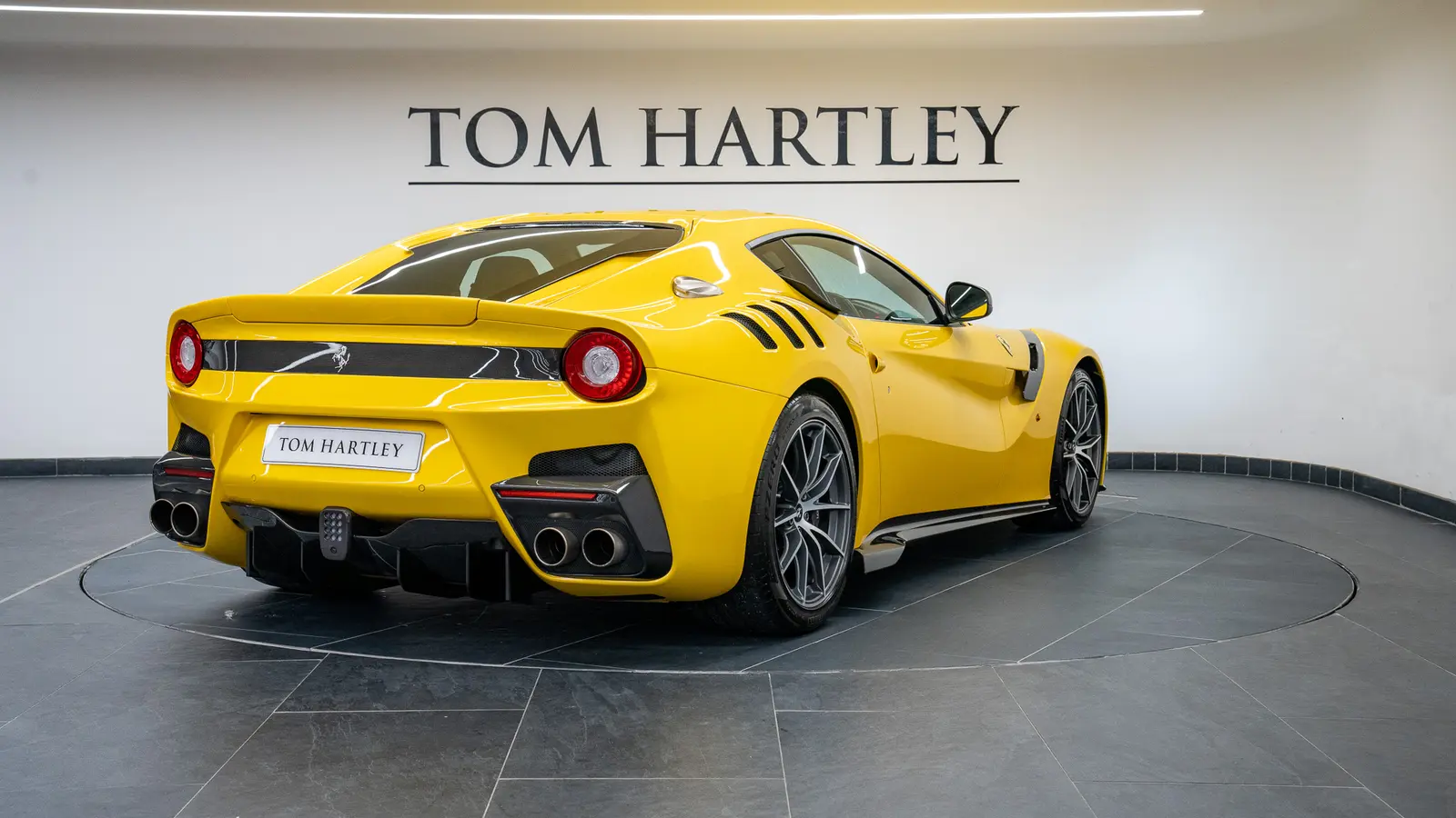 2016 Ferrari F12 tdf, 9/14