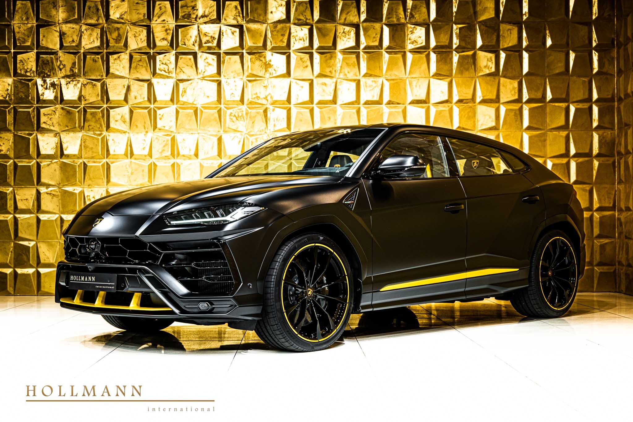 2023 Lamborghini Capsule Collection "Urus Graphite", 16/17