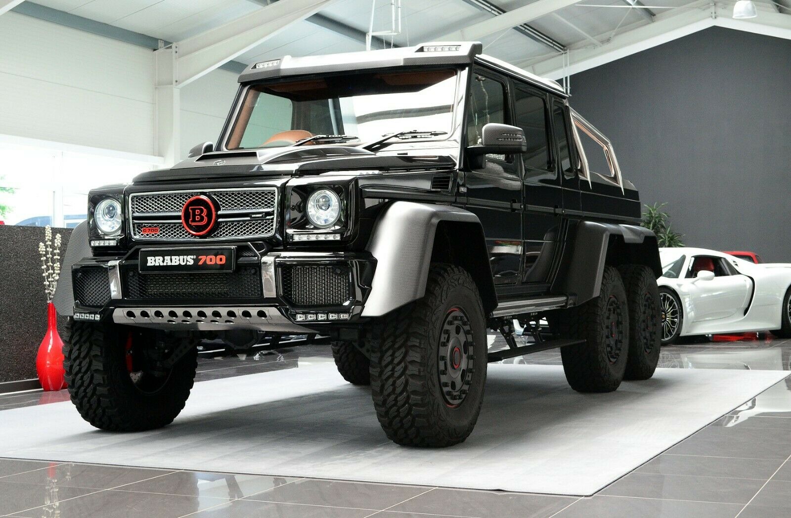 2015 BRABUS G 700 6x6, 6/20