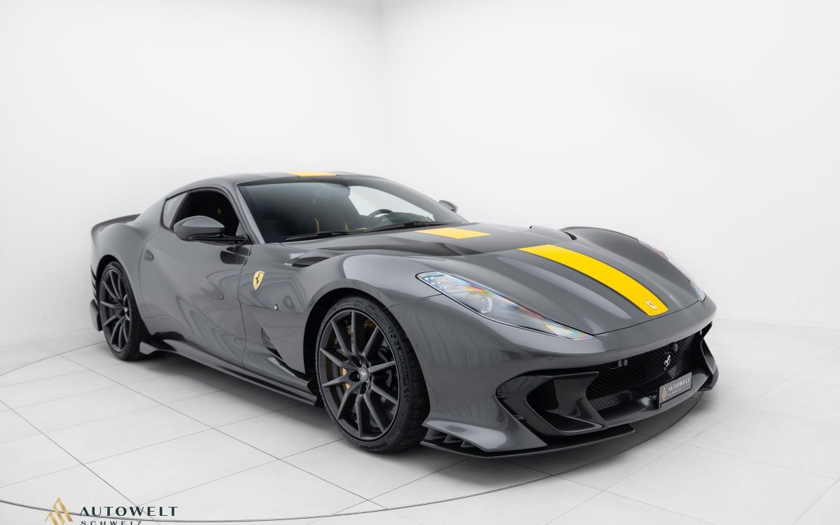 Ferrari 812 Competizione
