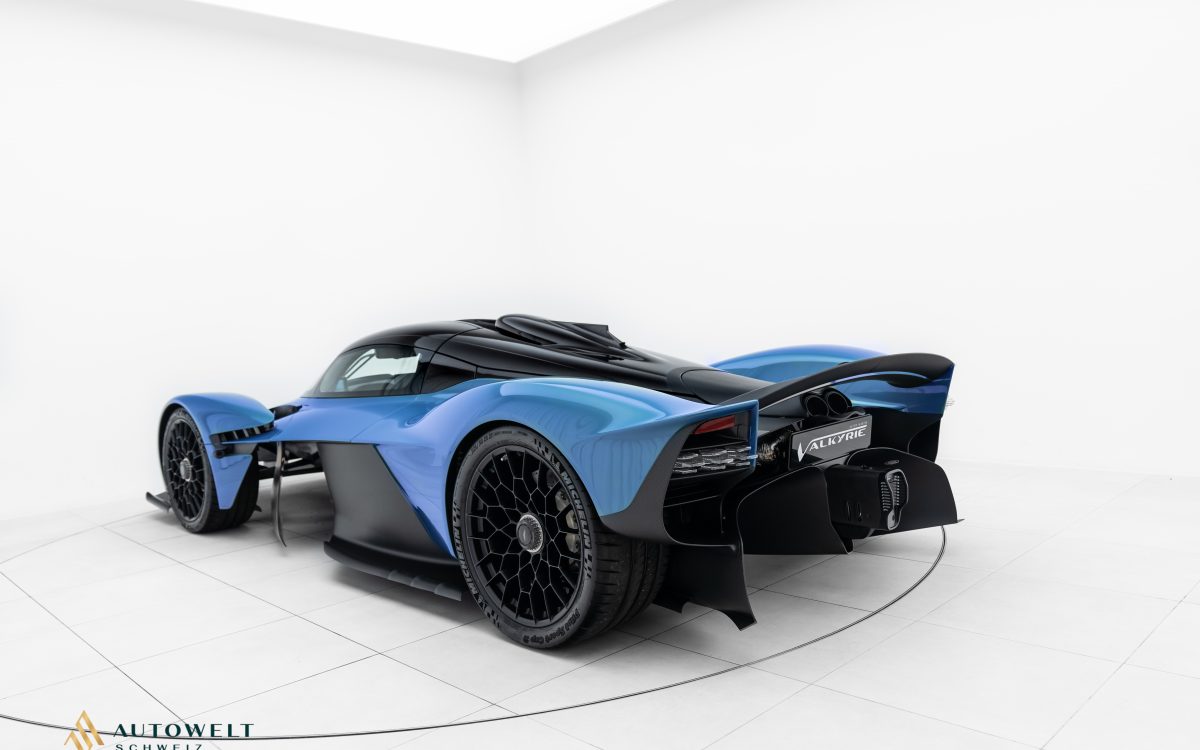 Aston Martin Valkyrie Coupe, 2/4
