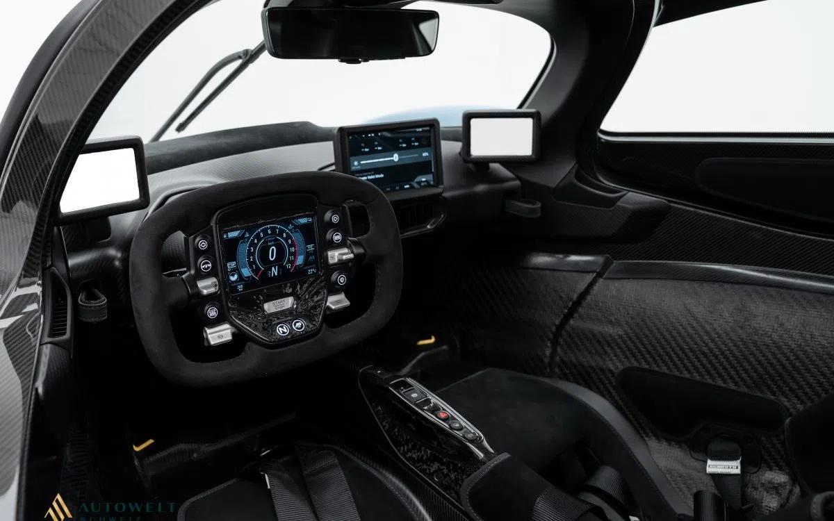 Aston Martin Valkyrie Coupe interior, dashboard, Black