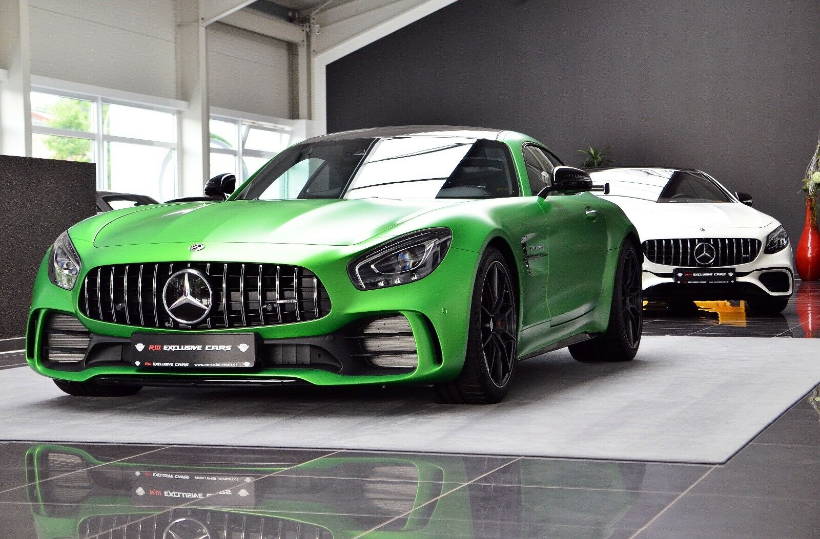 2018 Mercedes-Benz AMG GT R