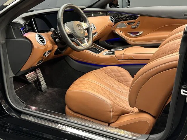 Mercedes-Maybach S 650 Cabriolet interior