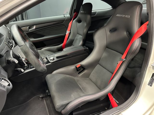 Mercedes-Benz C 63 AMG Black Series, 2/18