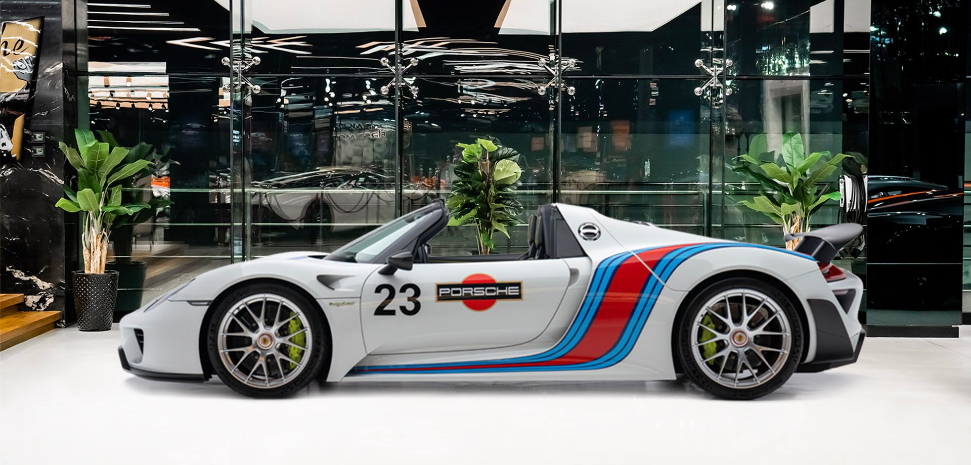 2015 Porsche 918 Spyder Weissach Package Martini Edition, 3/16