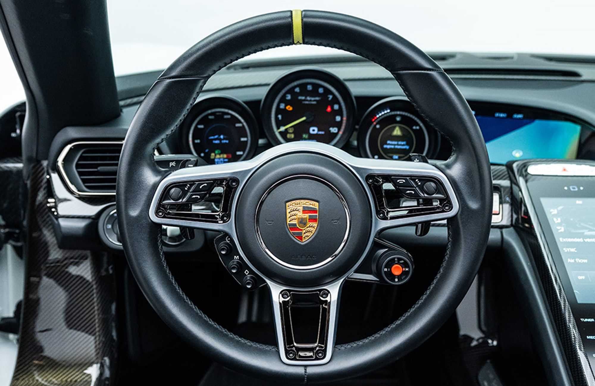 2015 Porsche 918 Spyder Weissach Package Martini Edition, 7/16
