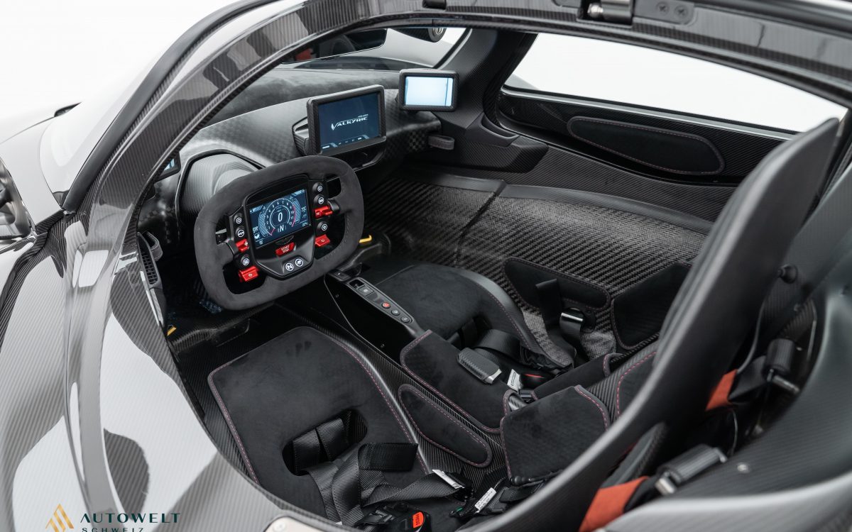 Aston Martin Valkyrie Carbon Edition, 5/7