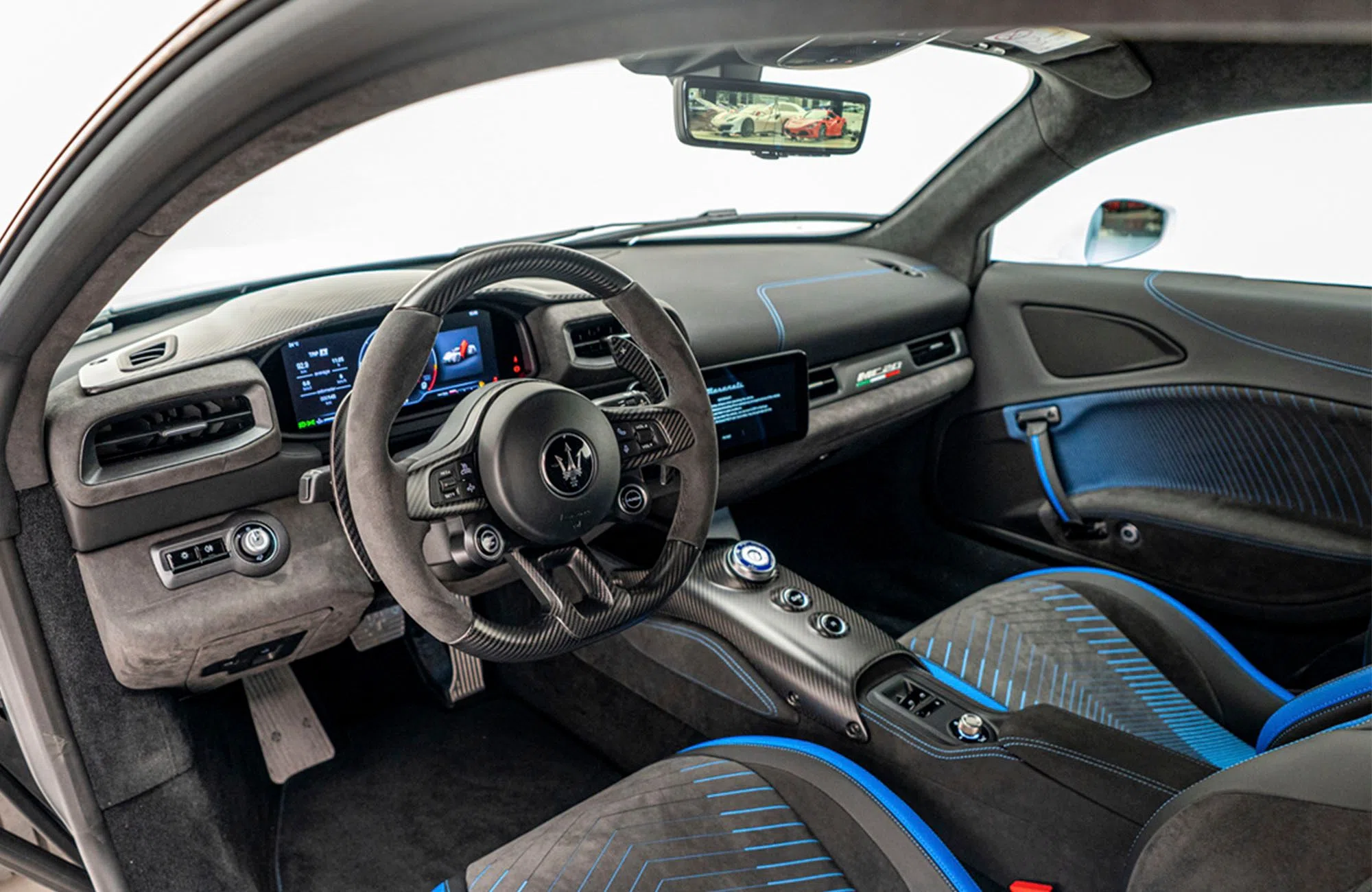 2022 Maserati MC20 interior, dashboard, Black