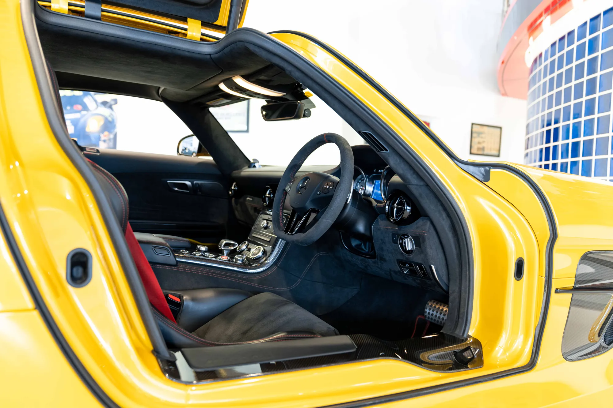 2014 Mercedes-AMG SLS Black Series, 16/19
