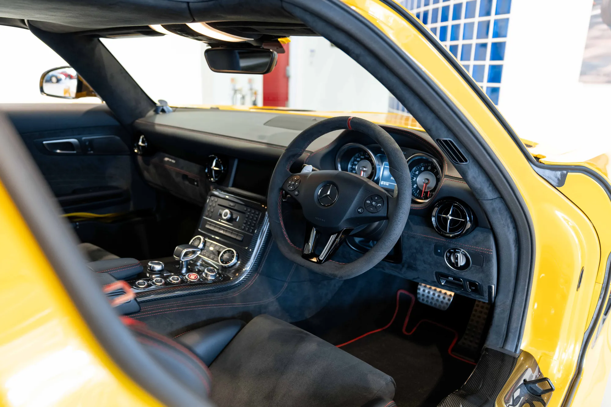 2014 Mercedes-AMG SLS Black Series, 17/19