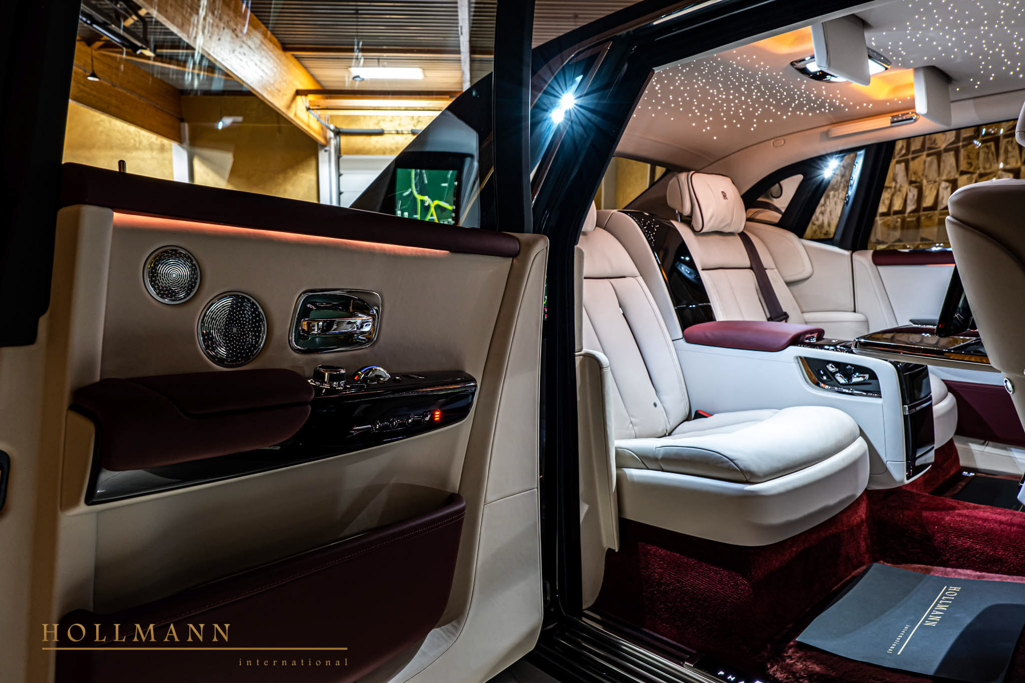 2023 Rolls-Royce Phantom by NOVITEC, 16/19