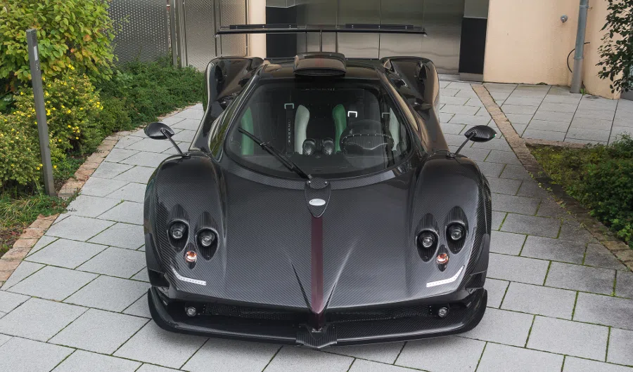 2017 Pagani Zonda 760 1 of 5