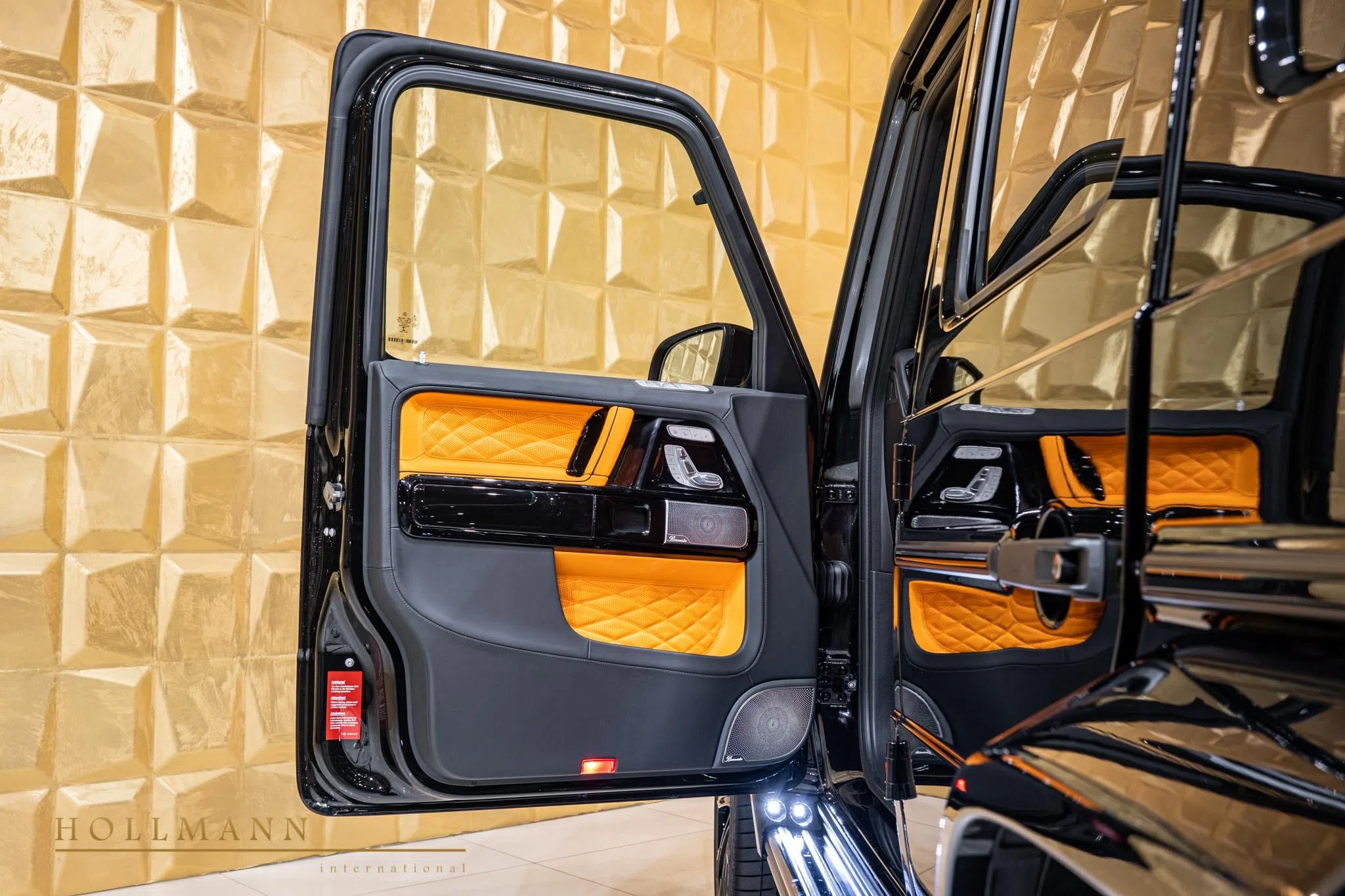 2023 BRABUS G 800 Widestar interior, door panel, Customized Interior Mandarin