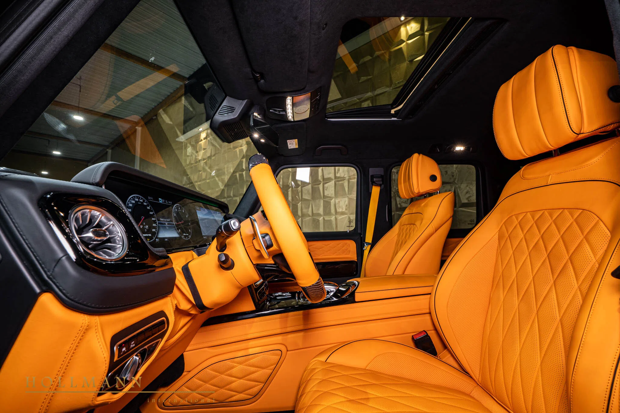 2023 BRABUS G 800 Widestar interior, seats, Customized Interior Mandarin