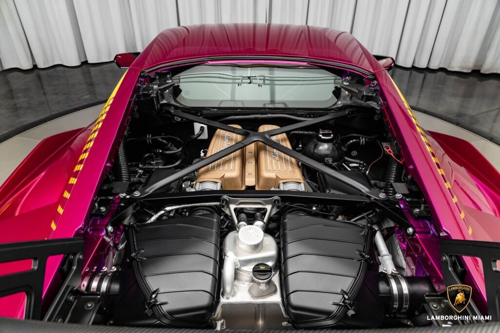 2022 Lamborghini Huracán STO, 17/19