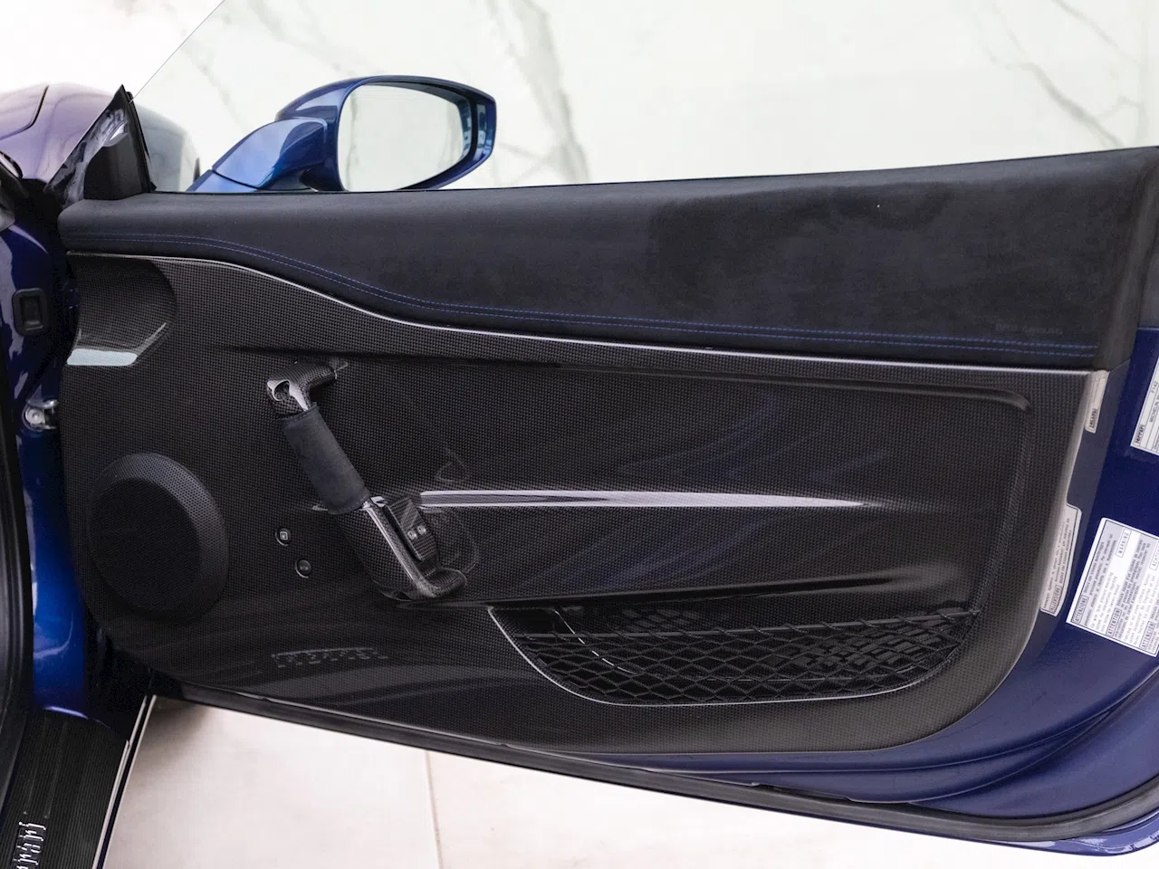 2015 Ferrari 458 Speciale interior, door panel, Nero Alcantara