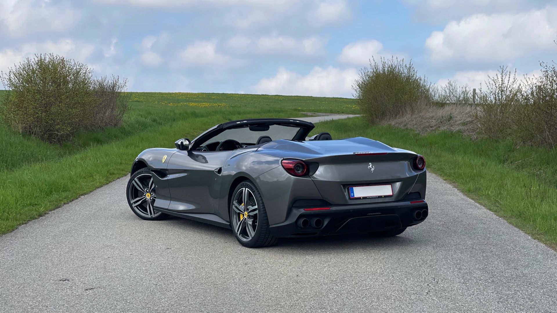 2020 Ferrari Portofino, 7/18