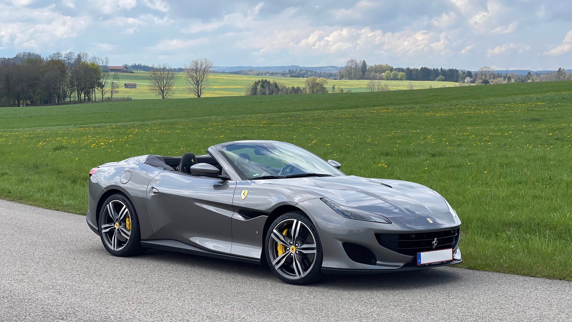 2020 Ferrari Portofino, 8/18