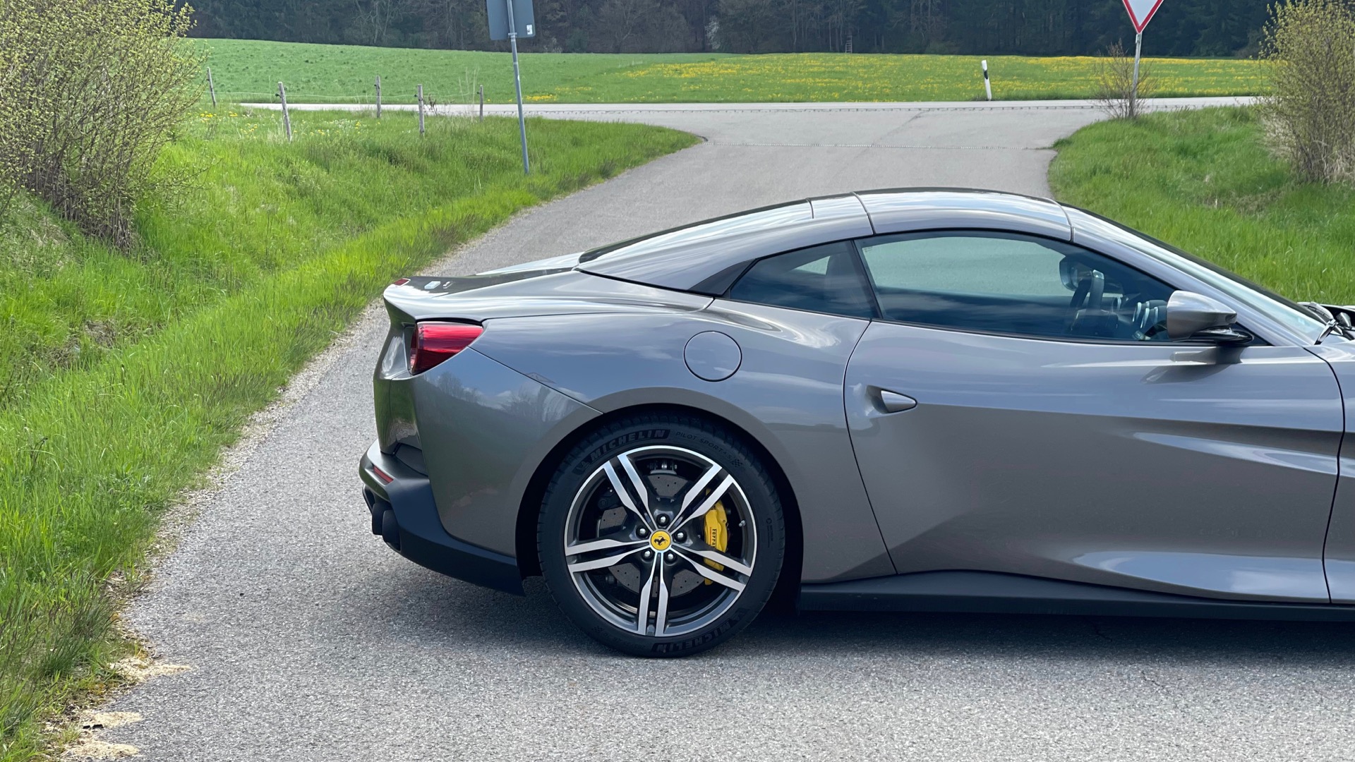 2020 Ferrari Portofino, 14/18