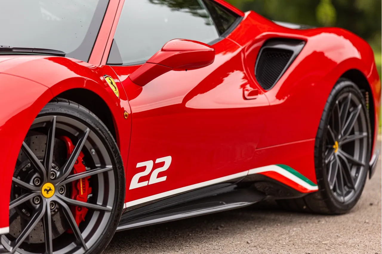 2020 Ferrari 488 Pista Piloti, 13/16