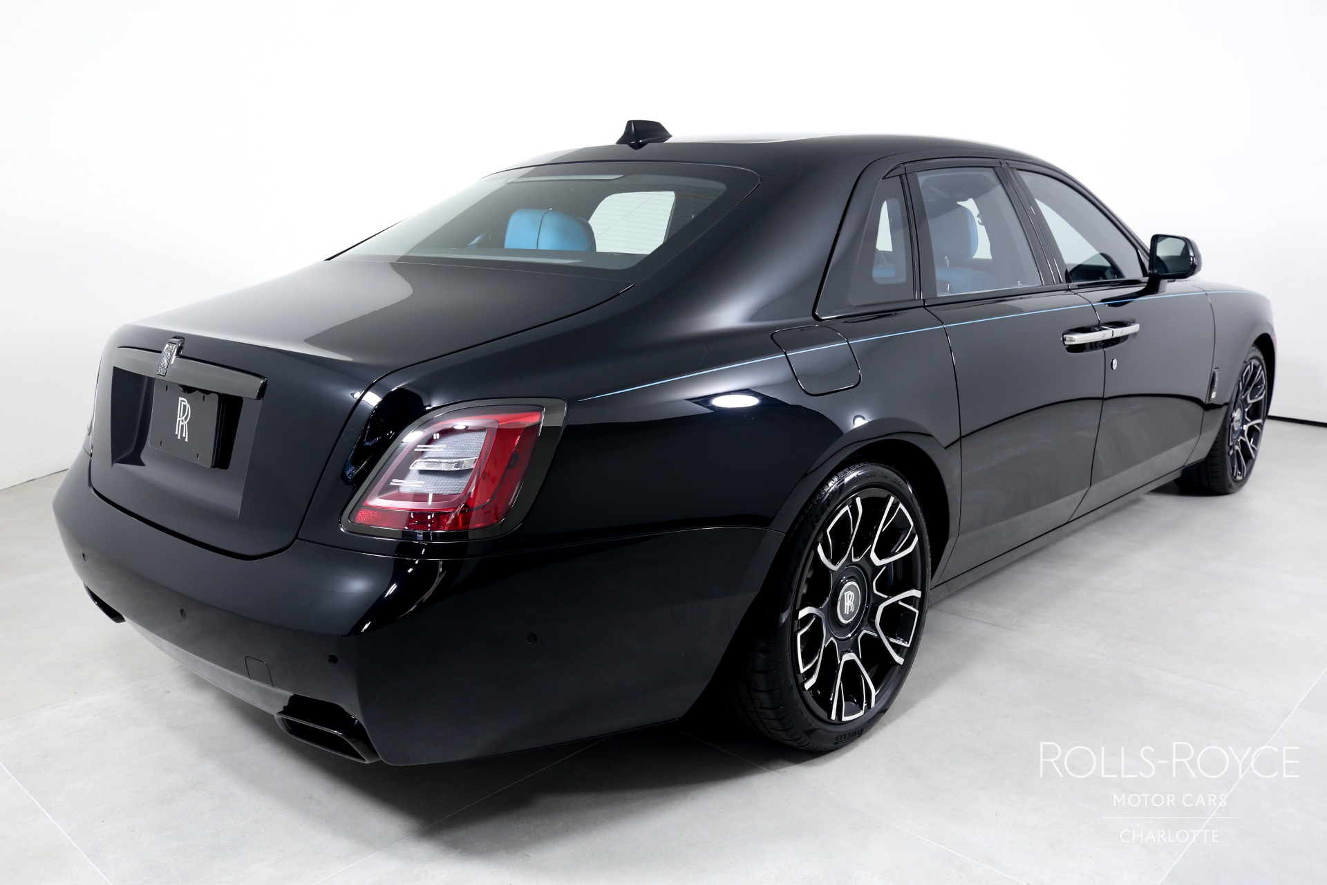 2022 Rolls-Royce Black Badge Ghost