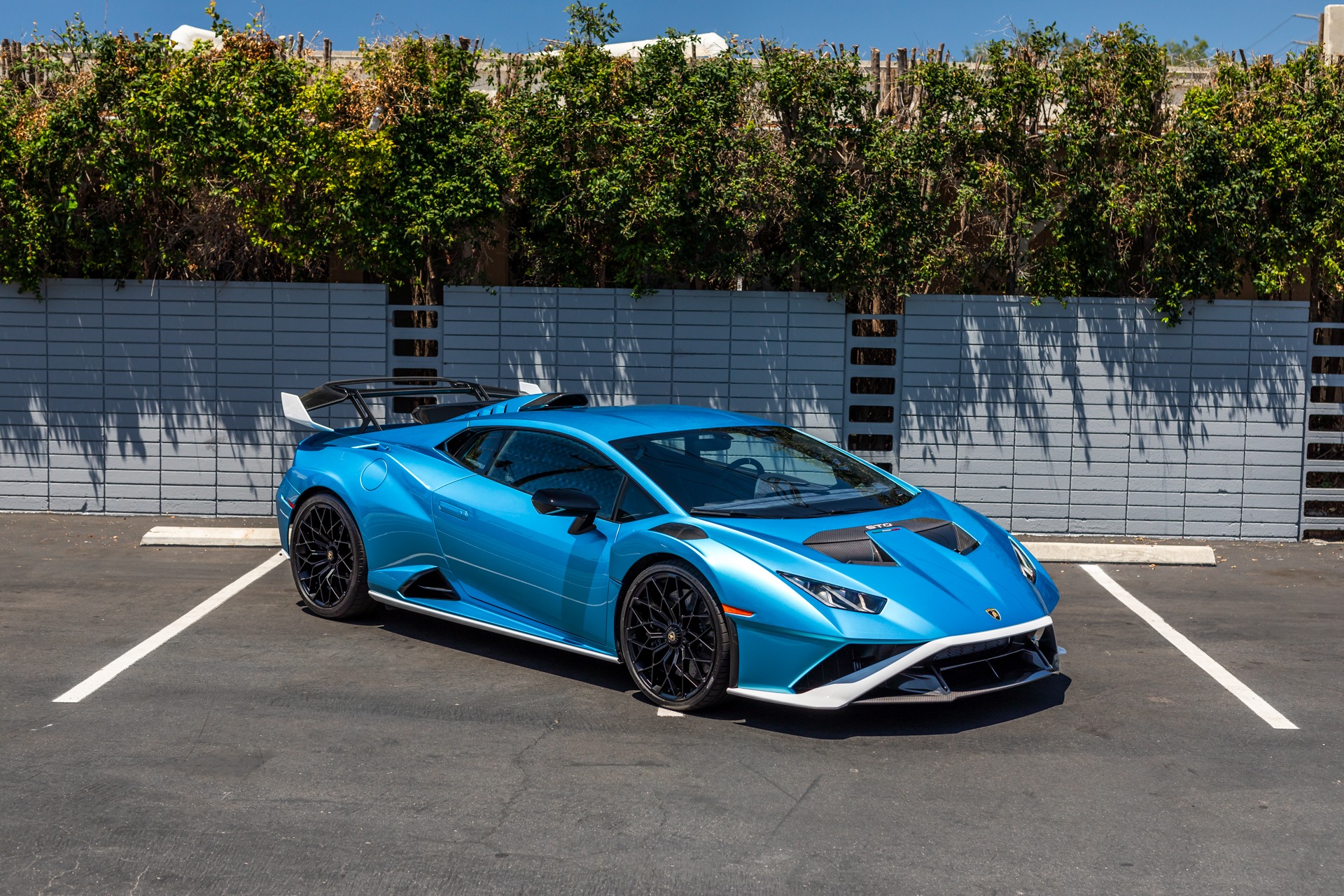 2022 Lamborghini Huracán STO